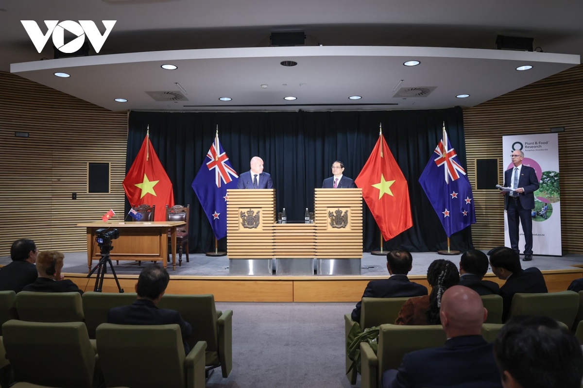 Việt Nam, New Zealand nhất trí nâng cấp quan hệ, ký kết 3 văn kiện hợp tác
